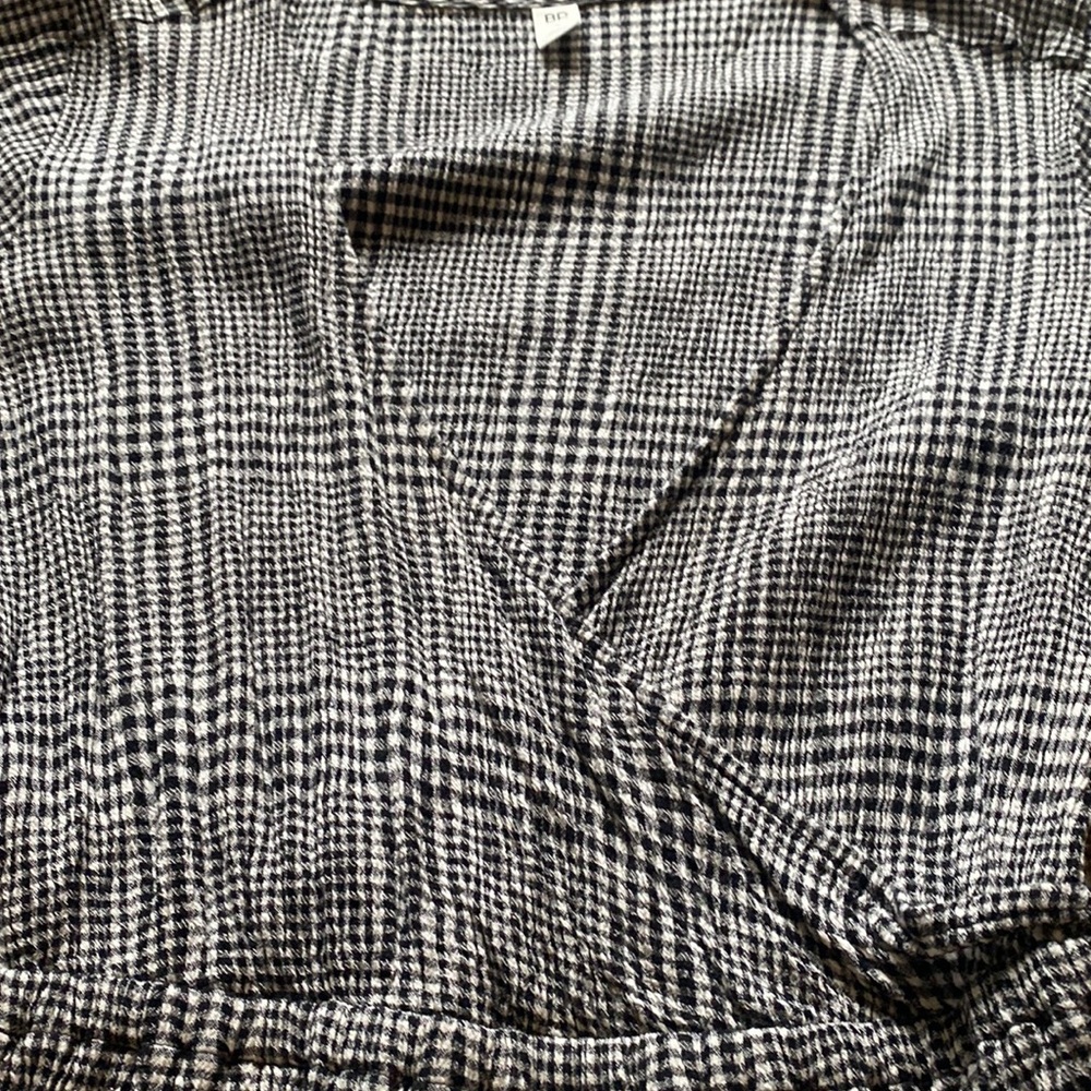 Romper - Picture 2 of 2